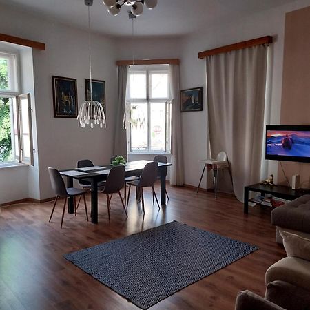 Anna Apartman 埃格尔 外观 照片