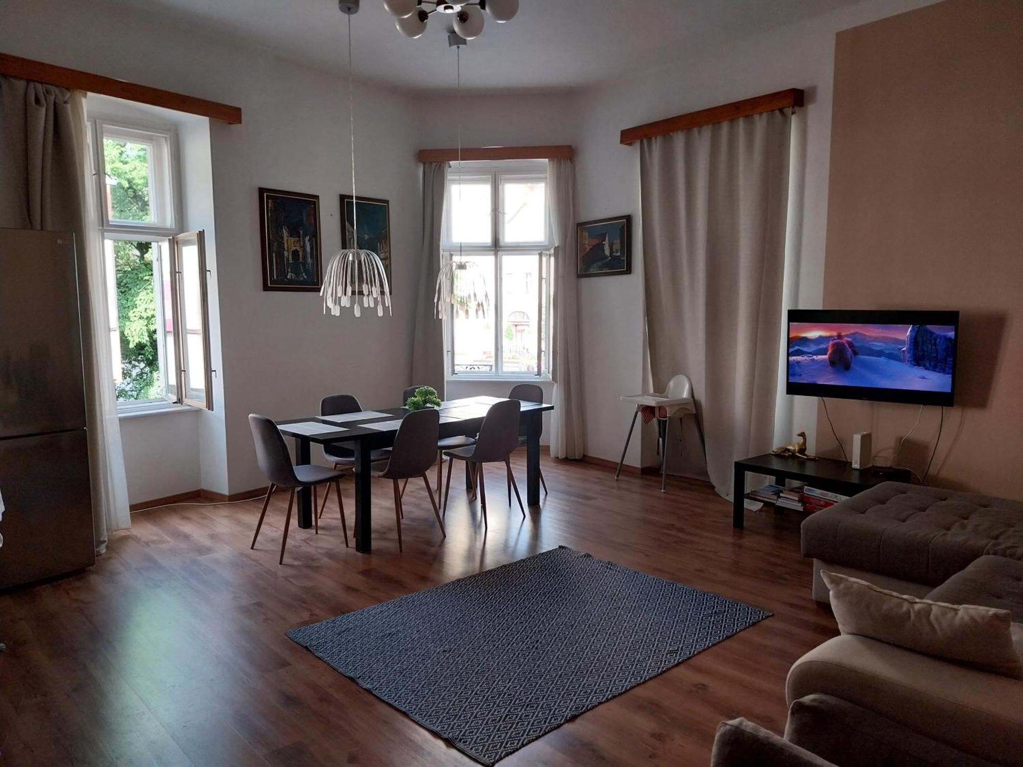 Anna Apartman 埃格尔 外观 照片
